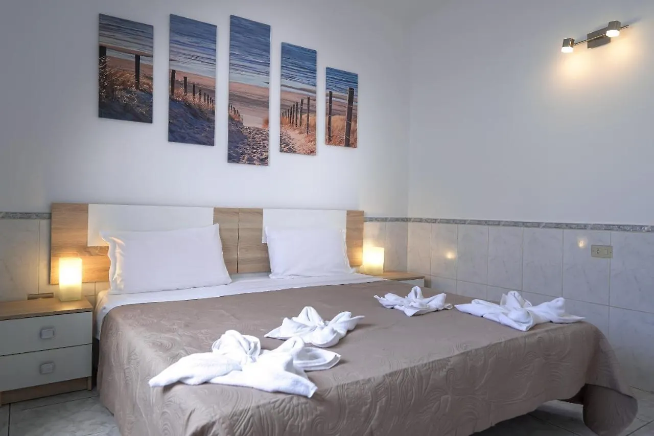 Ferienhaus Cozy Spacious Home With Pool And Strong Wi-Fi Chayofita, 6B Arona  Spanien